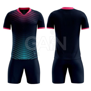 Tenue de football professionnelle à manches courtes, légère, respirante, séchage rapide, 100% polyester, personnalisable - Product Image 1