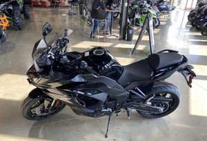 Kawasakii 1100SX ABS 2025แบบพรีเมี่ยมใหม่ - Product Image 5