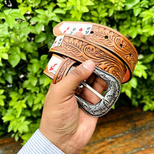 เข็มขัดหนังแท้ลายเพสลีย์สไตล์คาวบอยตะวันตก ยี่ห้อ R M INTERNATION  ทำด้วยมือ หัวเข็มขัดโลหะผสมสังกะสี ทนทาน ดีไซน์หรูหรา ผลิตตามสั่ง - Product Image 1