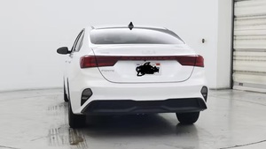 Kia Forte LXS IVT 2024 Usado en Excelentes Condiciones - Product Image 6