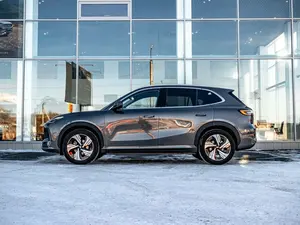 G l l L Y EV5 AWD SUV 2025 con Batería de Litio, Neumáticos R18, Asientos de Cuero, Techo Panorámico, Asientos Eléctricos de 110kWh+ - Product Image 6