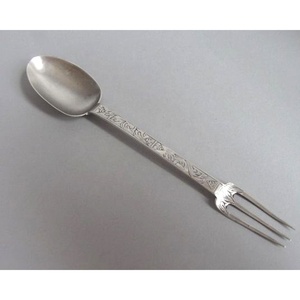 Nouveau design de luxe en acier inoxydable argenté deux en un avec un design de poignée unique, parfait pour la maison de mariage - Product Image 1