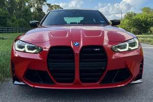 M3 2021, Transmisión Manual de 6 Velocidades, Paquete Ejecutivo, Rojo Metálico Toronto, Sin Modificar - Product Image 2