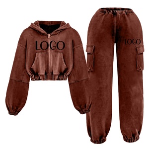 Conjunto de chándal de dos piezas con logotipo personalizado para mujer, recortada Sudadera con capucha, pantalones de Jogger, parte superior con capucha de longitud corta, proveedor a granel - Product Image 3