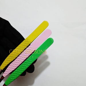 Pince à épiler professionnelle en acier inoxydable avec revêtement en poudre couleur personnalisée, anti-magnétique, à poignée diamantée, pour extensions de cils volume, avec logo personnalisé - Product Image 3
