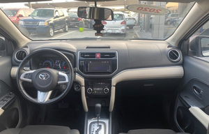 Toyota de Gasolina, 100% Garantizado, Blanco, Seminuevo, Volante a la Izquierda, Años 2019, 2020, 2021 - Product Image 2