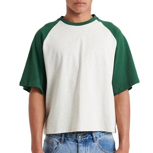 Camisetas de hombre OEM de corte holgado y sobredimensionado con mangas raglán, 100% algodón, 220GSM, transpirables, premium, con logo personalizado, de peso medio. - Product Image 1