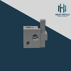 Base de montage en aluminium VMC de précision durable avec trous filetés et cavités de précision pour des assemblages de haute précision - Product Image 1