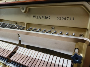 เปียโนยามาฮ่า W3AMHC รุ่นตั้งพื้น  โหมดเพลงแบบไม่จำกัดจำนวนเพลง สีดำ ผลิตในญี่ปุ่น - Product Image 3
