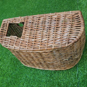 Red de mano de madera de alta calidad para pesca con mosca, captura y liberación de truchas con gancho colgante elástico largo profundo - Product Image 1