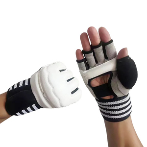 All'ingrosso guanti da combattimento Taekwondo a mezze <span class=keywords><strong>dita</strong></span> di migliore qualità personalizzati in pelle Unisex con <span class=keywords><strong>protezione</strong></span> eccellente - Product Image 4