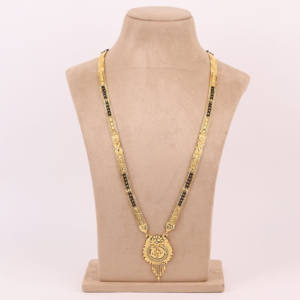 Mangalsutra ชุบทอง, ฤดูแต่งงาน, ผู้หญิงแบบดั้งเดิม, mangalsutra พร้อมจี้, ทองแดงและทองเหลือง chapado En Oro laminado - Product Image 1