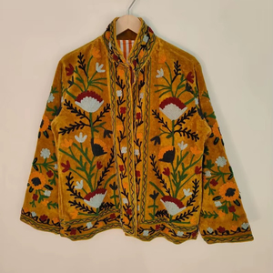 Veste en velours faite main couleur moutarde, brodée Suzani, motif floral folklorique, style bohème ethnique, veste Suzani - Product Image 1