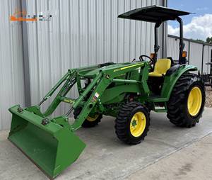 Tractor Compacto John Deere 3038E de 70HP con Tracción en las 4 Ruedas, Transmisión por Engranajes, Cargador Frontal Multifuncional para Granja - Product Image 2
