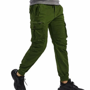 Pantalons cargo en gros pour hommes, pantalons et pantalons de travail pour hommes avec poches latérales, pantalons cargo tendance avec votre propre logo - Product Image 6