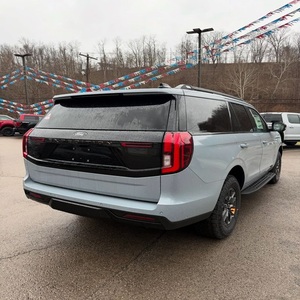 Ford Expedition MAX XLT 4WD 4 portes SUV 2025 très demandé - Product Image 2