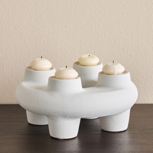 Sculpture bougie en métal vintage pièce décorative unique pièce maîtresse romantique pour décor de table de salon et chambre à coucher - Product Image 2