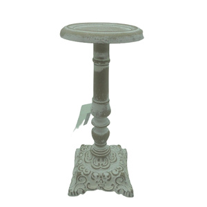 Ensemble de 3 bougeoirs en aluminium couleur or en laiton fumé pour le salon et la décoration de mariage faits à la main en vrac - Product Image 6