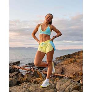 Sujetador Deportivo Acolchado Breeze Stamina para Mujeres Activas, Algodón Suave, Talla Grande, Estampado, XS, Color Limón del Mar Báltico - Product Image 4