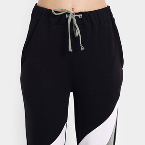 Pantalons de jogging pour femmes de qualité supérieure avec logo personnalisé, coupe régulière, cordon de serrage, élastique, 100% coton, séchage rapide, respirant, plat - Product Image 4