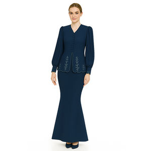 Traditional Two-Piece Baju Kurung Embroidery Dress Set Handmade Breathable Polyester for <b>Weddings</b> and Islamic Occasions - Product Image 5