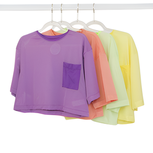 Camiseta básica holgada para mujer, material de spandex y nailon ligero ecológico con capa exterior de malla para uso informal o deportivo - Product Image 6