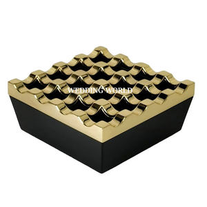 Luxury New Metal Ashtray Premium Quality Handmade Designer Ashtray Classic Stylish Wholesale Luxury New Metal Ashtray - Product Image 4