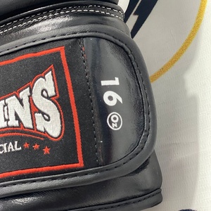 OEM ODM Fly Sky Blue White Customized Professional Lace Comfortable Boxing Sparring <b>Gloves</b> High Quality Genuine Leather UV - Product Image 4