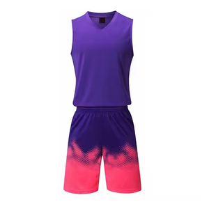Uniformes de baloncesto de alto rendimiento Diseño elegante para equipos Clubes Ropa y torneos de fútbol personalizada - Product Image 1