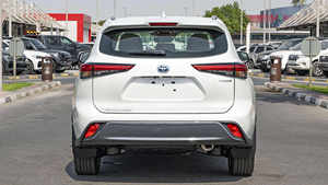 TOYOTA FORTUNER SUV USADO EN EXCELENTES CONDICIONES - Product Image 5