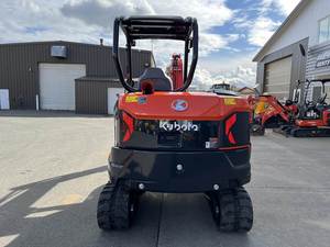 Miniexcavadora Kubota KX040-5 Nueva y Usada, Excavadora Compacta de 1.5 Toneladas Hidráulica con Cucharón de Excavación de 0.12m³ de Capacidad - Product Image 3