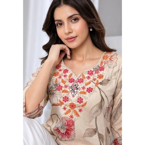 Blusa de Algodón Beige para Mujer, Bordada, con Estampado Floral a Mano, Tela Popelina, Elegante, de Secado Rápido, para Uso Diario en Verano - Product Image 2