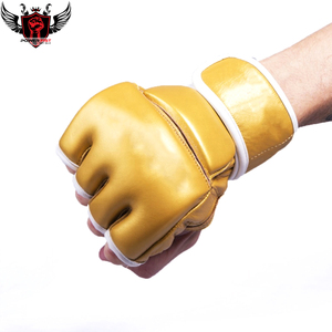 Nouveaux gants de grappling MMA en cuir/PVC de couleurs personnalisables avec fermeture légère pour l'entraînement au poinçonnage et le kickboxing - Product Image 4