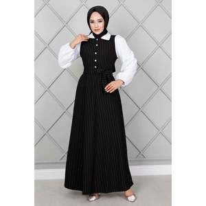 Robe Hijab Rayée Manches Élastiques Noir - Product Image 4