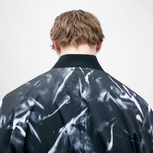 Chaqueta Bomber de Invierno de Alta Calidad con Cuello Alto, Sublimada, OEM, Manga Larga, Resistente al Viento, Transpirable, Estilo Urbano, con Cierre - Product Image 6