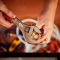 Ensemble d'outils ménagers en acier à actionnement manuel (HERM.03.8) comprenant des pinces coupantes, un coffret en ABS, un jeu de douilles pour l'entretien électrique, certifié GS