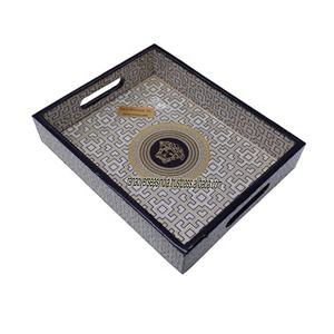 Plateau à thé de service en bois de qualité supérieure plateau décoratif polyvalent avec poignées pour thé café collations alimentaires et utilisation en cuisine - Product Image 1