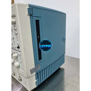Osciloscopio Digital Tektronix DPO 5034 - Alta Velocidad, 4 Canales, Ancho de Banda de 100MHz - Product Image 2