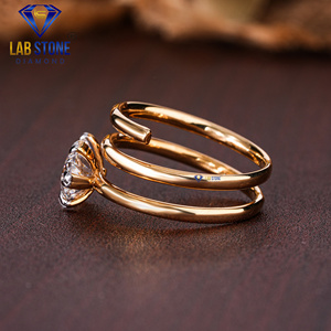 Lab-Stone 2.52 TDW Bague en or jaune avec diamant taillé ovale Couleur EF-VS à couper le souffle - Product Image 3
