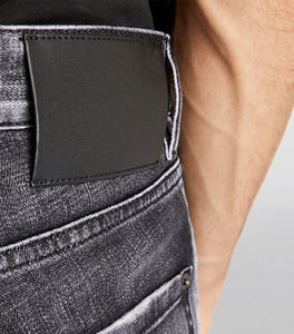 Pantalones Vaqueros Personalizados de Última Moda para Hombre, Transpirables, Tejidos, con Parches Grises Desgastados, Diseño Personalizado - Product Image 4