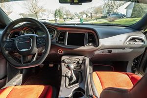 Dodge Challenger R/T Scat Pack Widebody 2023 Impecable - Product Image 3