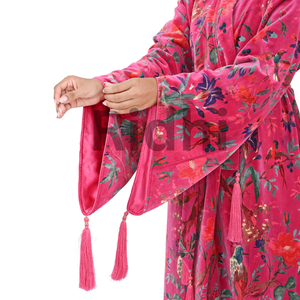 Kimono de Terciopelo Rosa con Diseño Floral, Térmico, 100% Terciopelo, para Playa o Piscina, Unisex, Ecológico, con Encaje y Cintura Natural - Product Image 4