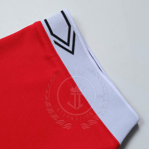 Conjuntos de Uniformes de Fútbol Personalizados para Adultos, Transpirables y de Secado Rápido, 100% Poliéster, Servicio OEM - Product Image 4