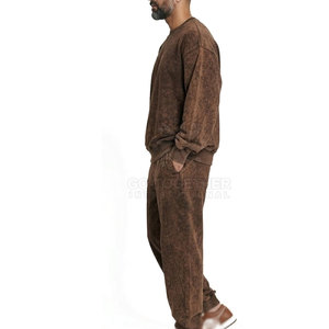 Conjunto Deportivo para Hombre con Lavado Ácido, Suave y Cómodo, Estilo Casual para Uso Diario y Moda Urbana Moderna - Product Image 3