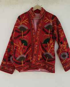 Veste et manteau en velours Suzani brodés à la main, style bohème, veste courte pour femmes, style vintage bohème, veste Suzani colorée - Product Image 6