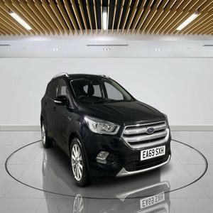 FORD KUGA 2.0TDCI TITANIUM EDITION 2019 D'OCCASION CÔTÉ GAUCHE/DROIT - Product Image 1