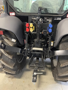 Tractor Agrícola Deutz-Fahr 5110G/3060 de Alto Rendimiento, 70HP, 4WD, con Bomba y Caja de Cambios, 2022 - Product Image 5