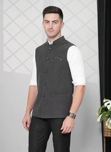 Chaleco Gris Oscuro para Hombre de Calidad de Exportación, Corte Clásico para Bodas, Oficina y Ocasiones Especiales, Disponible al Mejor Precio - Product Image 3