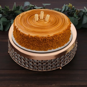 El soporte decorativo para pasteles de metal de cobre aporta una elegancia refinada a su expositor de cupcakes, perfecto para fiestas, bodas y eventos - Product Image 2