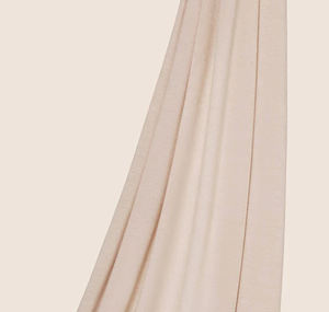 2025 nouvelle mode de haute qualité femmes musulmanes plaine automne Premium Hijab Jersey écharpe en couleur unie - Product Image 4